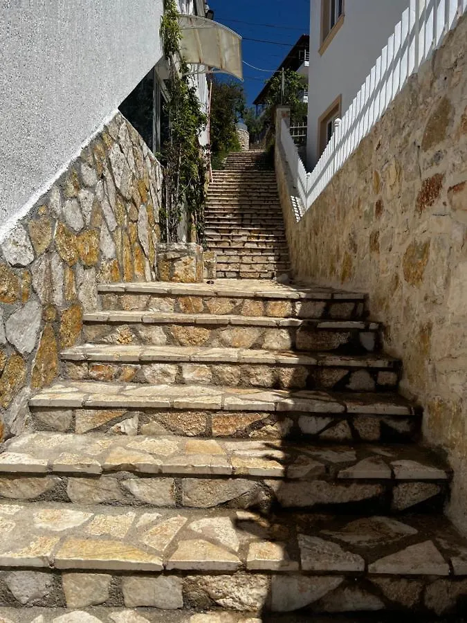 Fane's Apartments Himarë