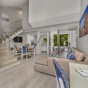 Renovated Penthouse Near Marina & Apartment Vilamoura